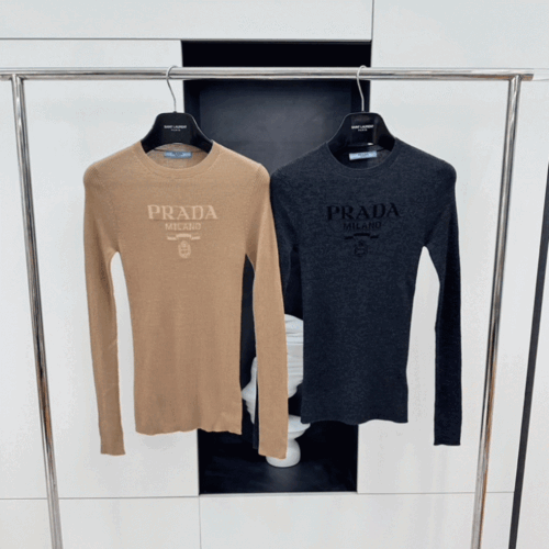 [Premium] 프라다 로고 크루 넥 니트 티셔츠 [2컬러]
